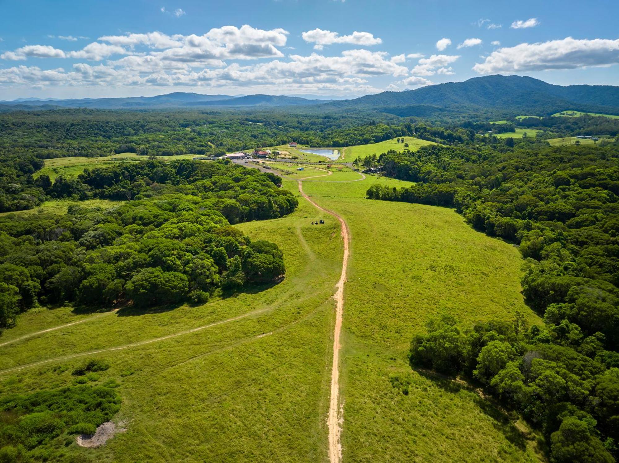 Hotel Kur-Cow Farm Escape 35 Minutes From Cairns Kuranda Esterno foto